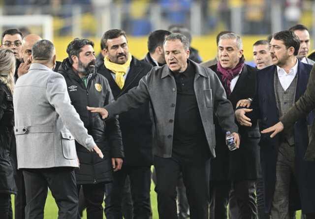 Hakem Halil Umut Meler'e yumruk atan Ankaragücü Kulübü Başkanı Faruk Koca'dan ilk açıklama
