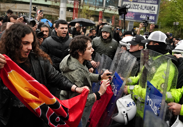 1 Mayıs'ta çıkan olaylarda 409 kişi gözaltına alındı