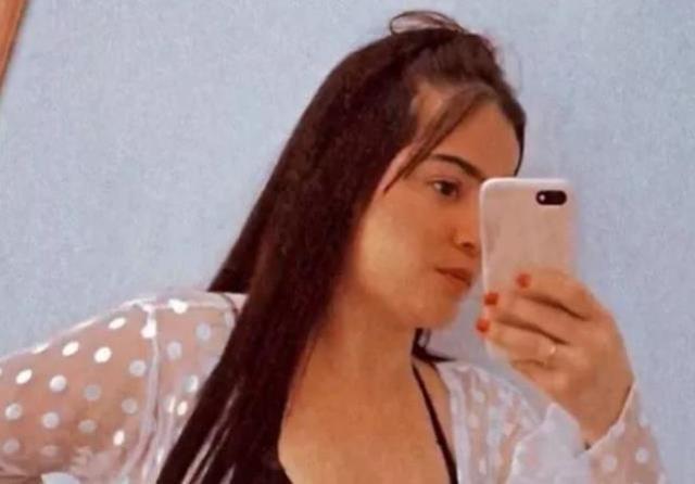 Ünlü fenomen takipçileri arasında çekiliş yaptı, kazananla cinsel ilişkiye girecek