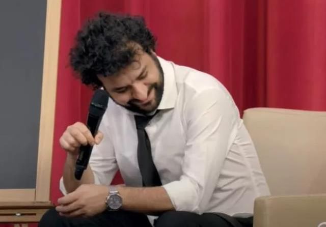 Sevgilisini, gecenin 4'ünde aldatıldığı adamın evine bıraktı! Hasan Can'dan anında 'tren' yorumu geldi