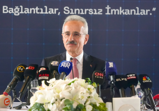 Ulaştırma Bakanı Uraloğlu: İBB, AB'den aldığı metro kredisini metroda kullanmadı