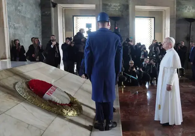 Anıtkabir'i ziyaret eden Papa 14. Leo, Özel Defter'i imzaladı