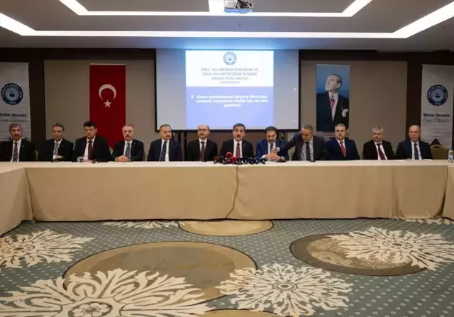 Türkiye Kamu-Sen: Memur ve emekli maaşlarına yeni yıl için talep ettikleri artış oranını duyurdu