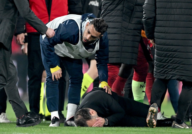 Ortalık yangın yeri! Galatasaray Mourinho'ya ateş püskürdü