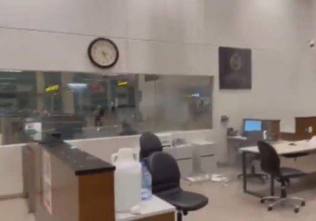 3 yıl önce yapılan İslamabad Uluslararası Havalimanı'nı su bastı, tavanlar çöktü