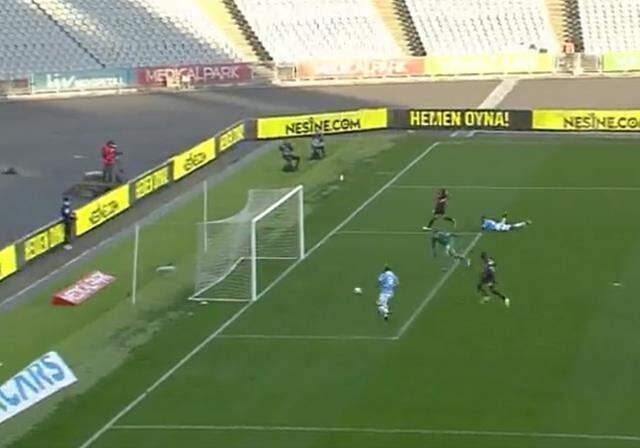 Ne yaptın Nwakaeme! Trabzonspor maçında dünya futbol tarihine geçecek an