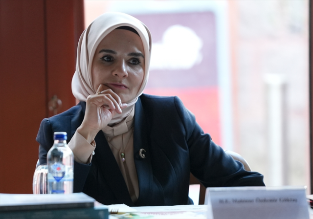 Aile ve Sosyal Hizmetler Bakanı Mahinur Özdemir Göktaş