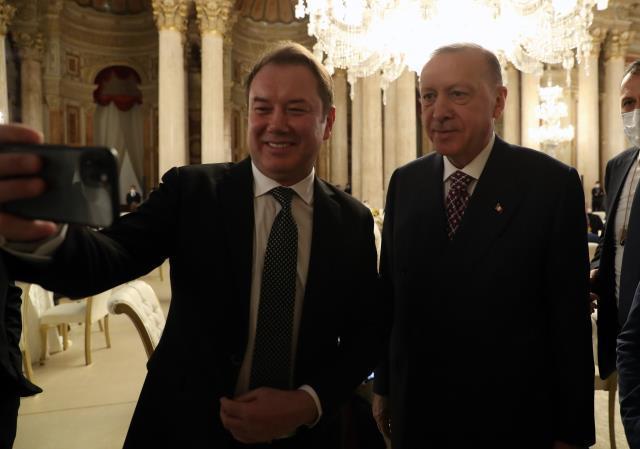 İSTANBUL-CUMHURBAŞKANI ERDOĞAN SANATÇILARLA İFTAR PROGRAMINDA BULUŞTU