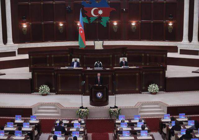 Son Dakika! Azerbaycan Milli Meclisi'ne hitap eden Cumhurbaşkanı Erdoğan: Tüm dünya bilsin ki onların yanındayız