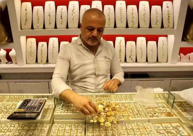 Altın alacaklar dikkat! Kuyumcular satışını yasakladı