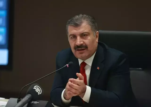 Fatih'te sağlık çalışanlarına saldırılmasına Bakan Koca'dan sert tepki