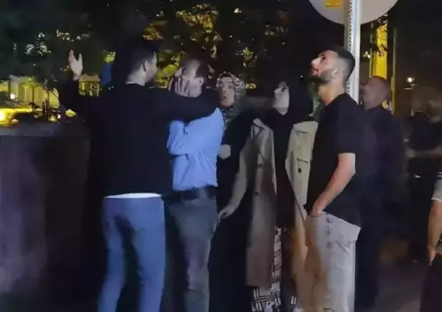 YANAN EVİNİ GÖRÜNCE GÖZYAŞI DÖKTÜ