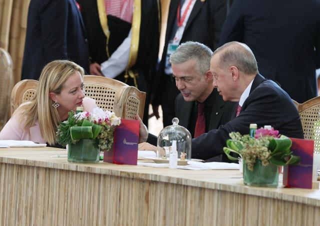 Cumhurbaşkanı Erdoğan ve ABD Başkanı Biden arasında kritik zirve! Gündemde 3 önemli konu var