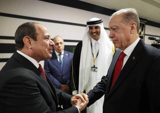 Mısır Cumhurbaşkanı Sisi, Cumhurbaşkanı Erdoğan'ı tebrik etti