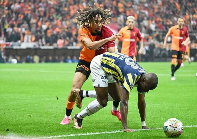 Sacha Boey'e Juventus talip oldu! Galatasaray'ın istediği bonservis servet değerinde