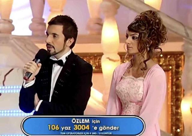 Tesettüre girip adını bile değiştiren Popstar Özlem Güneş açılıp saçıldı