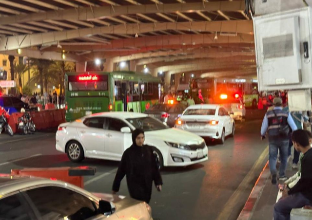 Umre için Mekke'ye giden Türk kafileye otobüs çarptı: Ölü ve yaralılar var