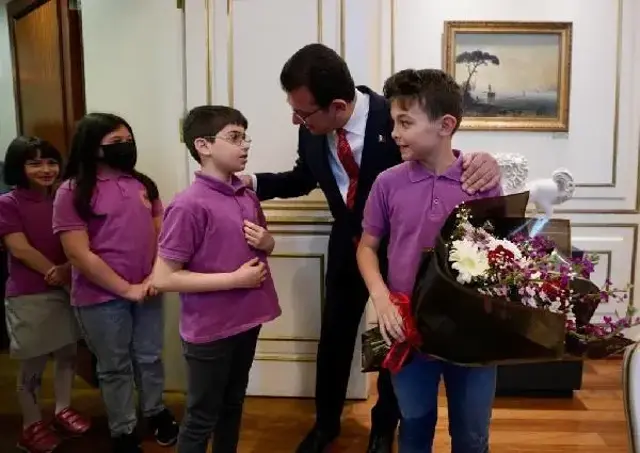 İBB Başkanı İmamoğlu da yerini öğrenciye bıraktı, yeni başkan hemen koordinasyon daire başkanını aradı