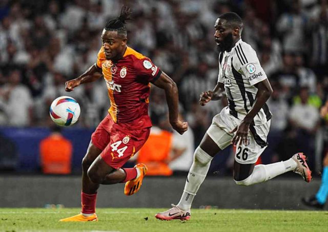 BEŞİKTAŞ- GALATASARAY SÜPER KUPA MAÇINDAN KARELER