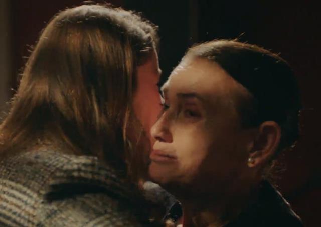 Camdaki Kız'da bomba ayrılık! Usta oyuncu Nur Sürer diziye veda etti