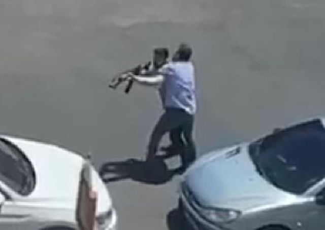 Gaziantep''''''''te Boşandığı Eşi ve Kayınpederini Av Tüfeğiyle Öldüren Şahsın Görüntüleri Ortaya Çıktı