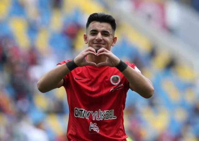Fenerbahçe'de 2 ayrılık birden Konyaspor, Umut Nayir ve Melih Bostan'ı transfer etti