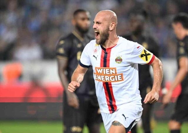 UEFA Avrupa Ligi'ndeki temsilcimiz Trabzonspor, Rapid Wien'e 1-0 mağlup oldu