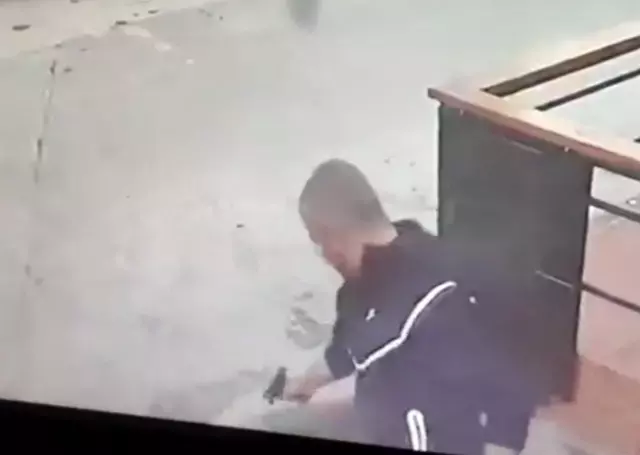 Kafe Önünde Yaşananlar