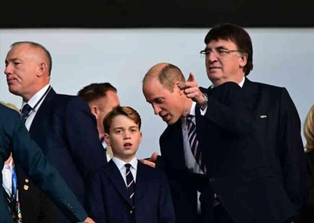 Prens William'ın Euro 2024 final maçında neden sinirlendi? Prens William kime hakaret etti?