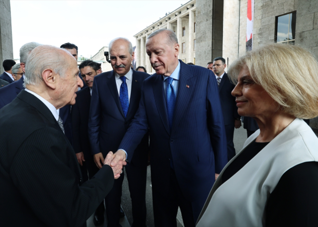Erdoğan'dan Meclis'te net mesaj: 15 Temmuz destanına çamur atanlar utançla anılacaklar
