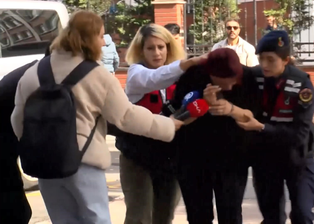 'Yenidoğan çetesi' hakim karşısında! Savcıyı ailesiyle tehdit etmişler