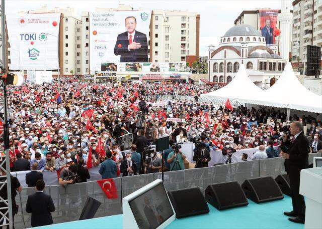 Cumhurbaşkanı Erdoğan, 'Önümüzde 2 hedef var' diyerek müjdeyi verdi: 2023'e kadar milletimizin hizmetine sunacağız