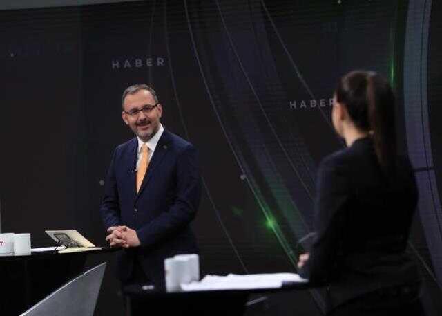 Televizyonunu açanlar gözlerine inanamadı! Haber bültenini Bakan Kasapoğlu sundu