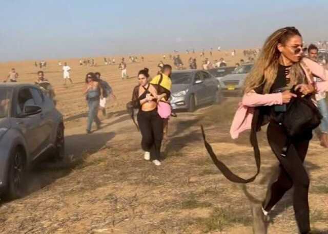 Hamas'ın baskın düzenlediği festivalden yeni görüntüler! Parti, hayatta kalma mücadelesine dönüştü