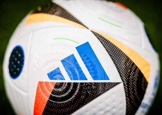 EURO 2024'ün maç topu resmen görücüye çıktı! İçindeki detay 'Bu kadarına gerek var mı?' dedirtti