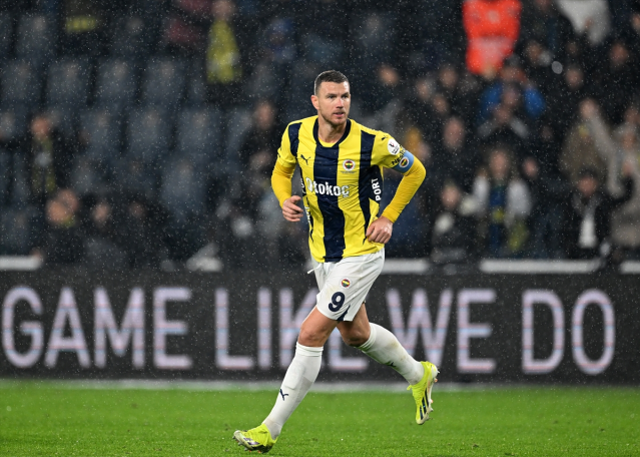 Fenerbahçe, RAMS Başakşehir'i Kadıköy'de 3-1 yendi