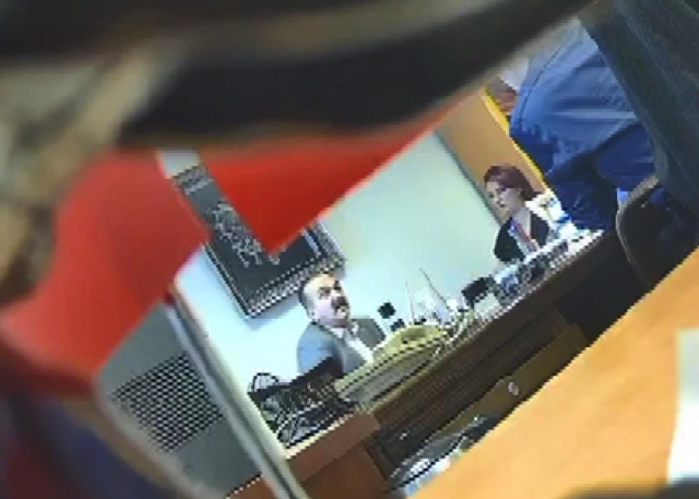 'Yenidoğan çetesi' hakim karşısında! Savcıyı ailesiyle tehdit etmişler