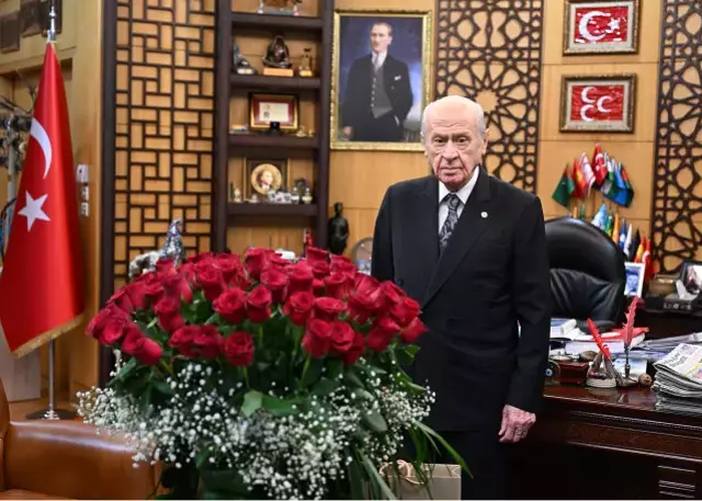 Erdoğan'dan Bahçeli'ye manalı hediye! Yeni yılını ve doğum gününü kutladı