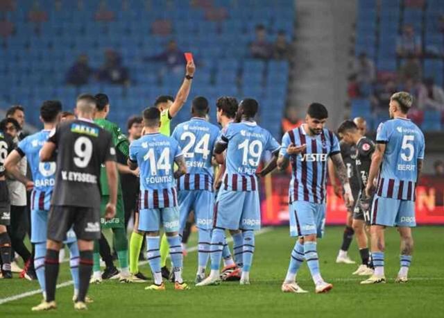 Trabzonspor, Türkiye Kupası Yarı Final İlk Maçında Fatih Karagümrük'ü 3-2 Mağlup Etti