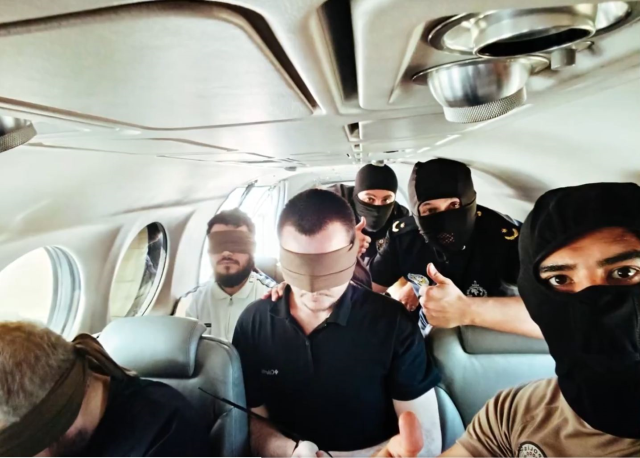 Kırmızı bültenle aranan organize suç örgütü lideri Türkiye'ye getirildi