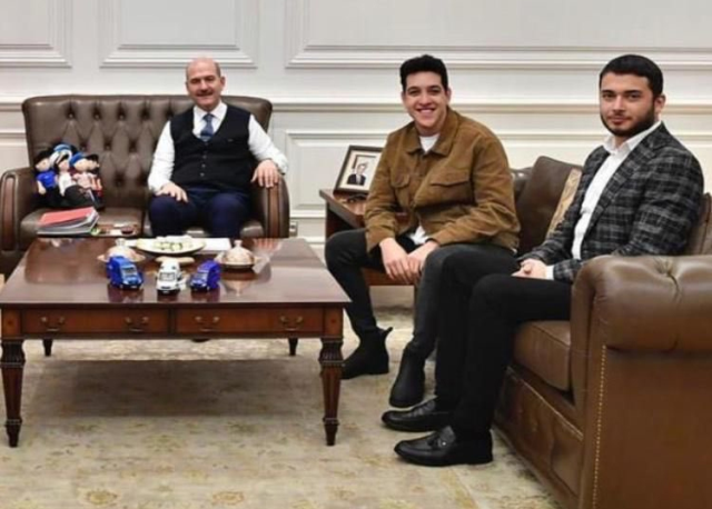 Fotoğrafları ortaya çıkmıştı! Soylu, Fatih Özer iddialarına ateş püskürdü
