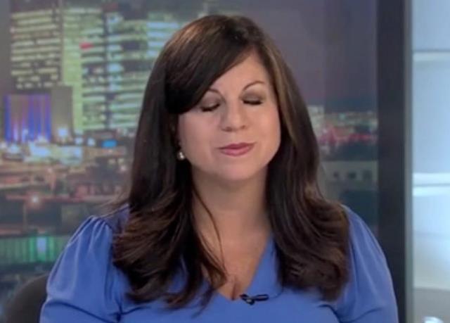 Haber spikerine canlı yayında inme indi! O anlar kameraya saniye saniye yansıdı