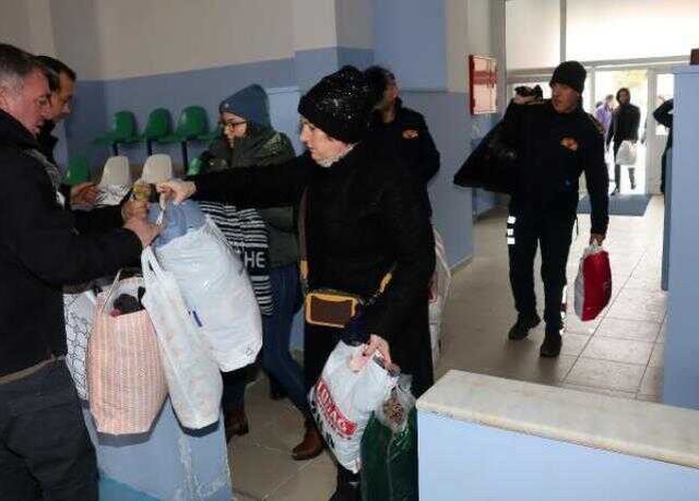 Keşan Belediyesi'nde deprem yardımlarını çaldığı iddia edilen 4 kadın personel açığa alındı