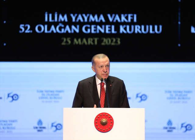 Cumhurbaşkanı Erdoğan'dan muhalefete zehir zemberek sözler: Bu asalakları kendi hırslarıyla baş başa bırakıyoruz