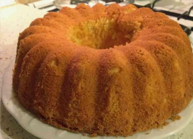 SADE KEK TARİFİ | Sade, kabaran kek tarifi nedir? Malzemeleri neler?