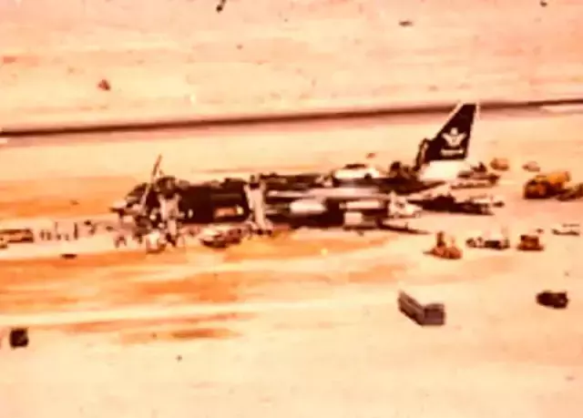 Havacılık akademilerinde okutulan facia! Kapıyı açınca 301 cesetle karşılaştılar