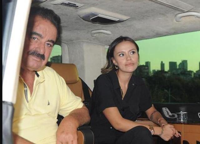 'Hanımla boşandık' deyip kafa karıştıran İbrahim Tatlıses, evliliğe yeşil ışık yaktı