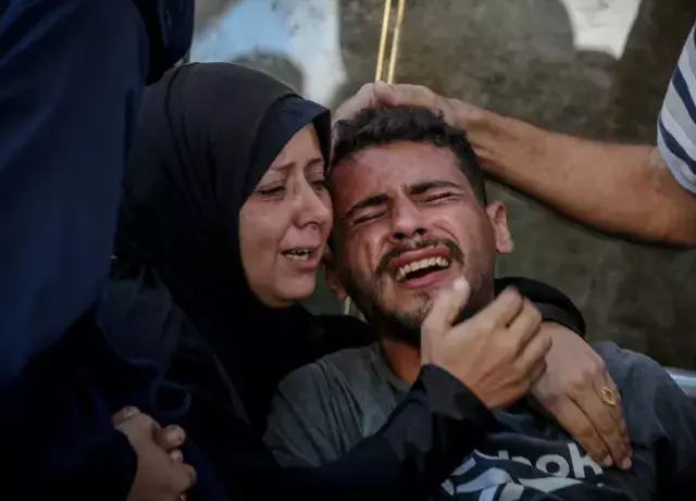 İsrail, Gazze'yi yakıp yıkıyor! İşgal başladı, 66 kişi saldırılarda hayatını kaybetti