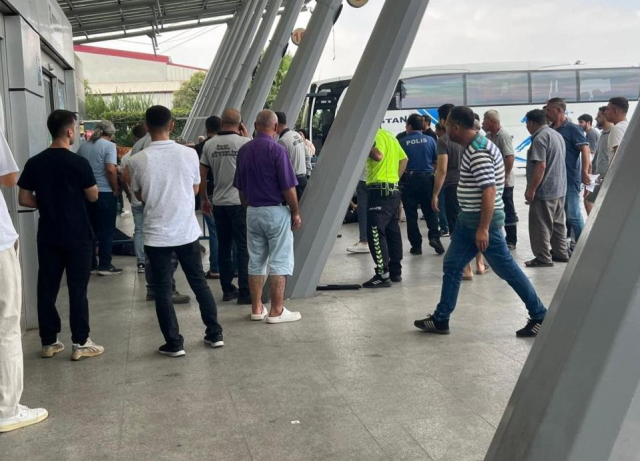 Babanın kızını tüfekle vurduğu an!