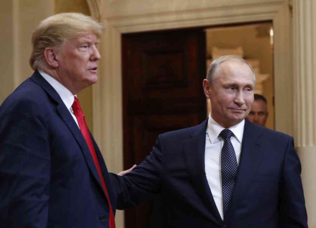 Trump, Putin'i tebrik etti ve Biden yönetimini eleştirdi